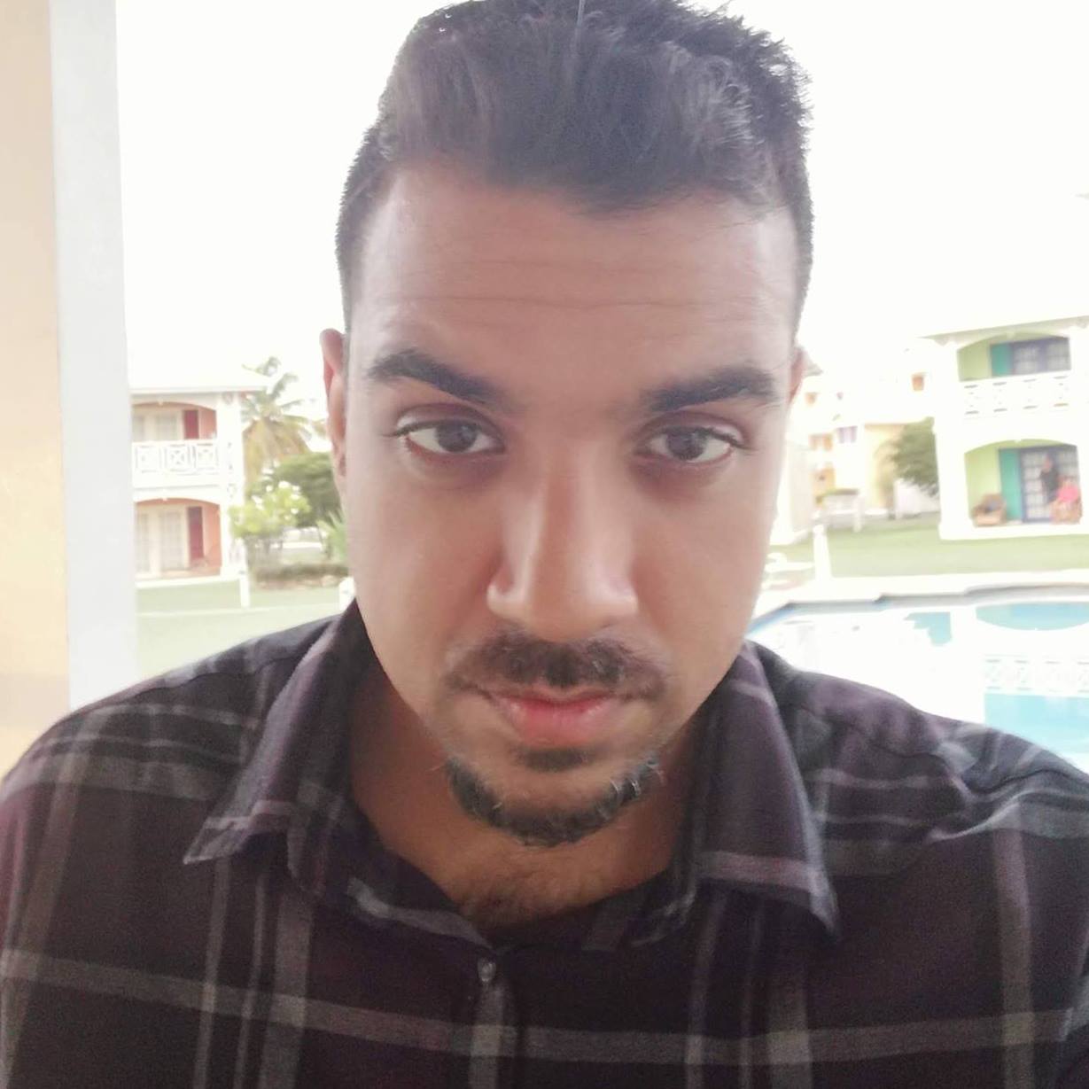 Simon Carlos